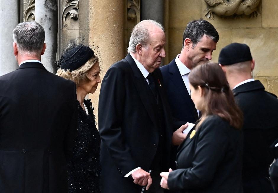 State funeral and burial of Queen Elizabeth