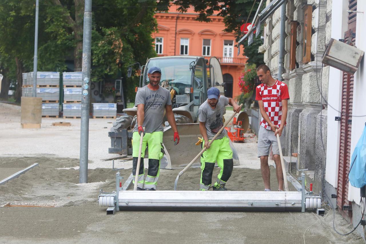 Karlovac: Poplo?avanje Radi?eve ulice u Zvijezdi