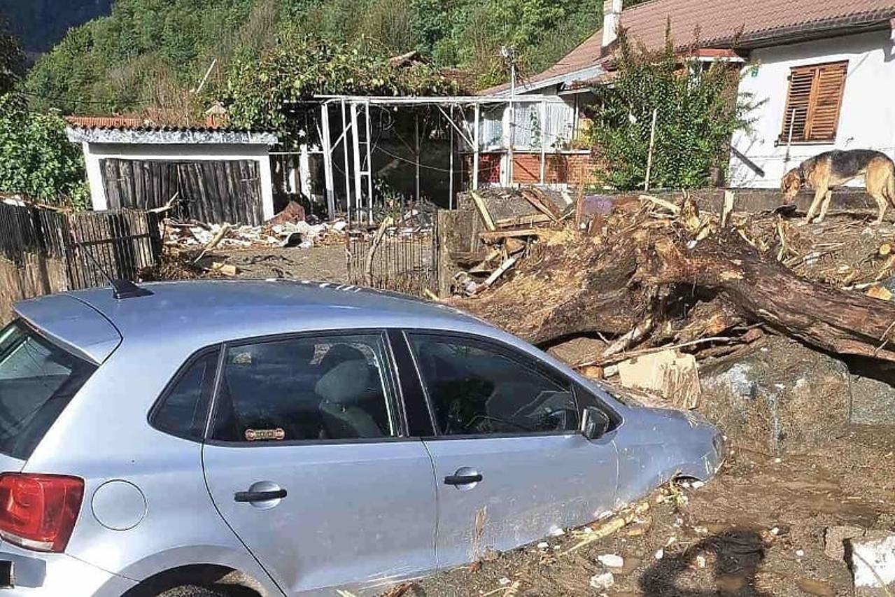 Donja Jablanica: Pripadnici Civilne zaštite pretražuju područje