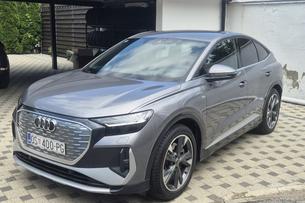 Audi Q4 e-tron 3x s line ***58000***tkm  2022 G 82 KWh  MATRIX FUL PDV