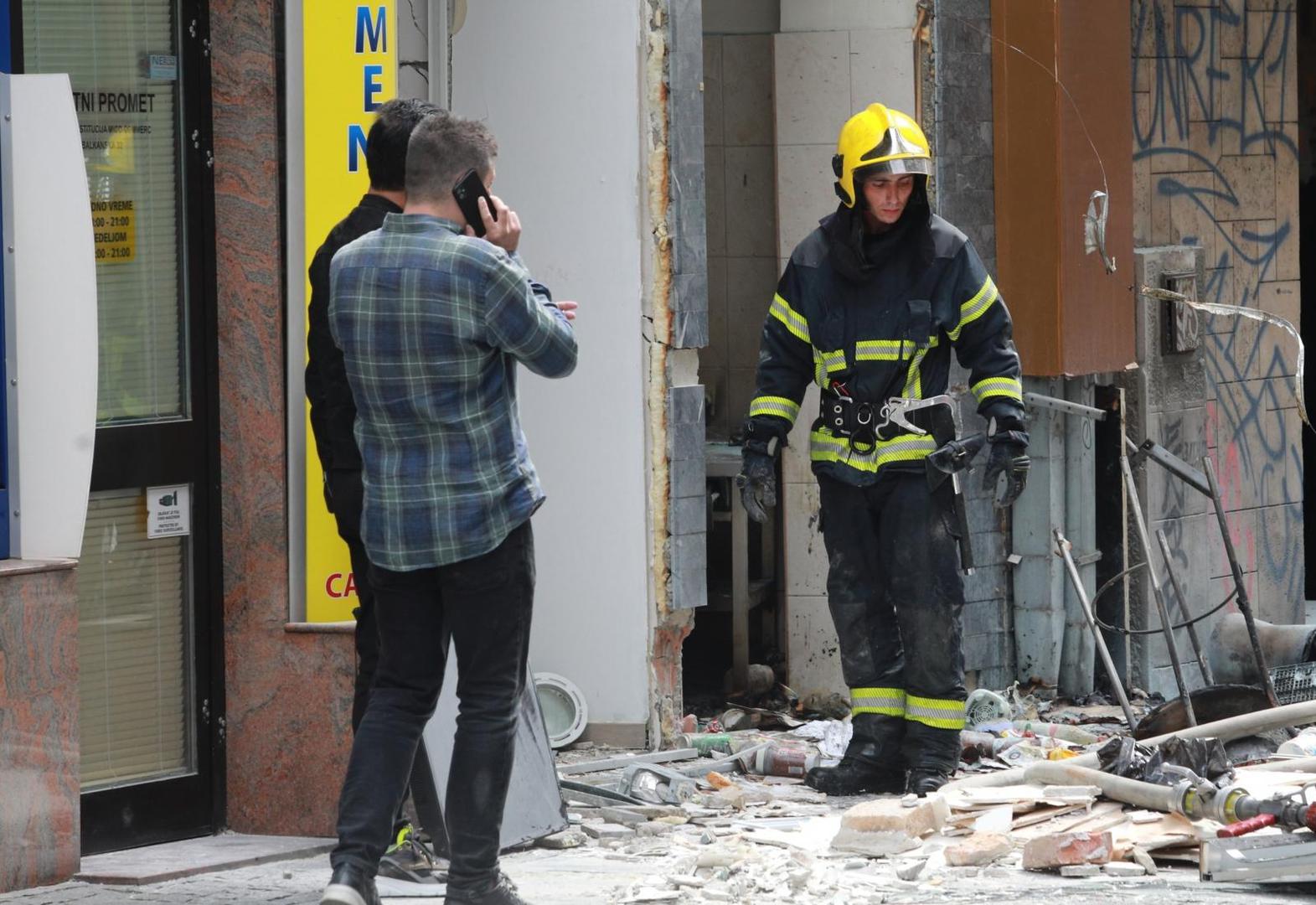 31, May, 2021, Belgrade - A gas cylinder exploded this morning in Cika Ljubina Street in the very center of Belgrade, and then a fire broke out. Photo: Milos Tesic/ATAImages

31, maj, 2021, Beograd  - U Cika Ljubinoj ulici u samom centru Beograda jutros se dogodila eksplozija plinske boce, a zatim je izbio pozar. Photo: Milos Tesic/ATAImages