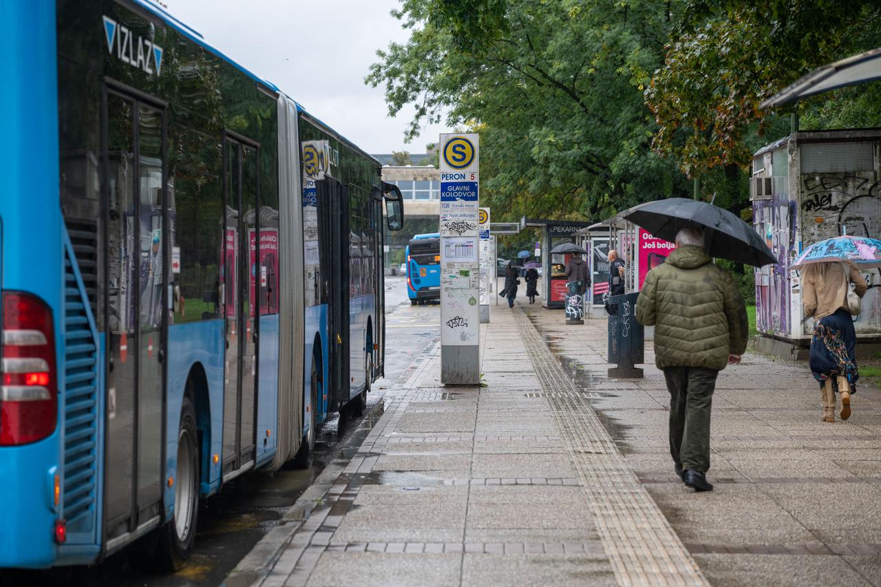 Zagreb: Autobusi na Glavnom kolodvoru