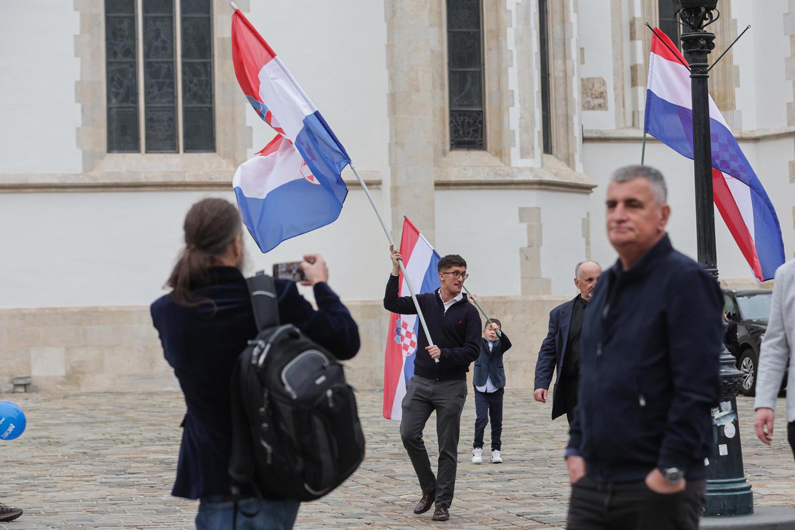 26.03.2024., Zagreb - Predaja Drzavnom izbornom povjerenstvu prijedloga lista i kandidata za parlamentarne izbore - Most, Hrvatski suverenisti, Nezavisna lista mladih i Hrvatske konzervativne stranke. Photo: Luka Stanzl/PIXSELL