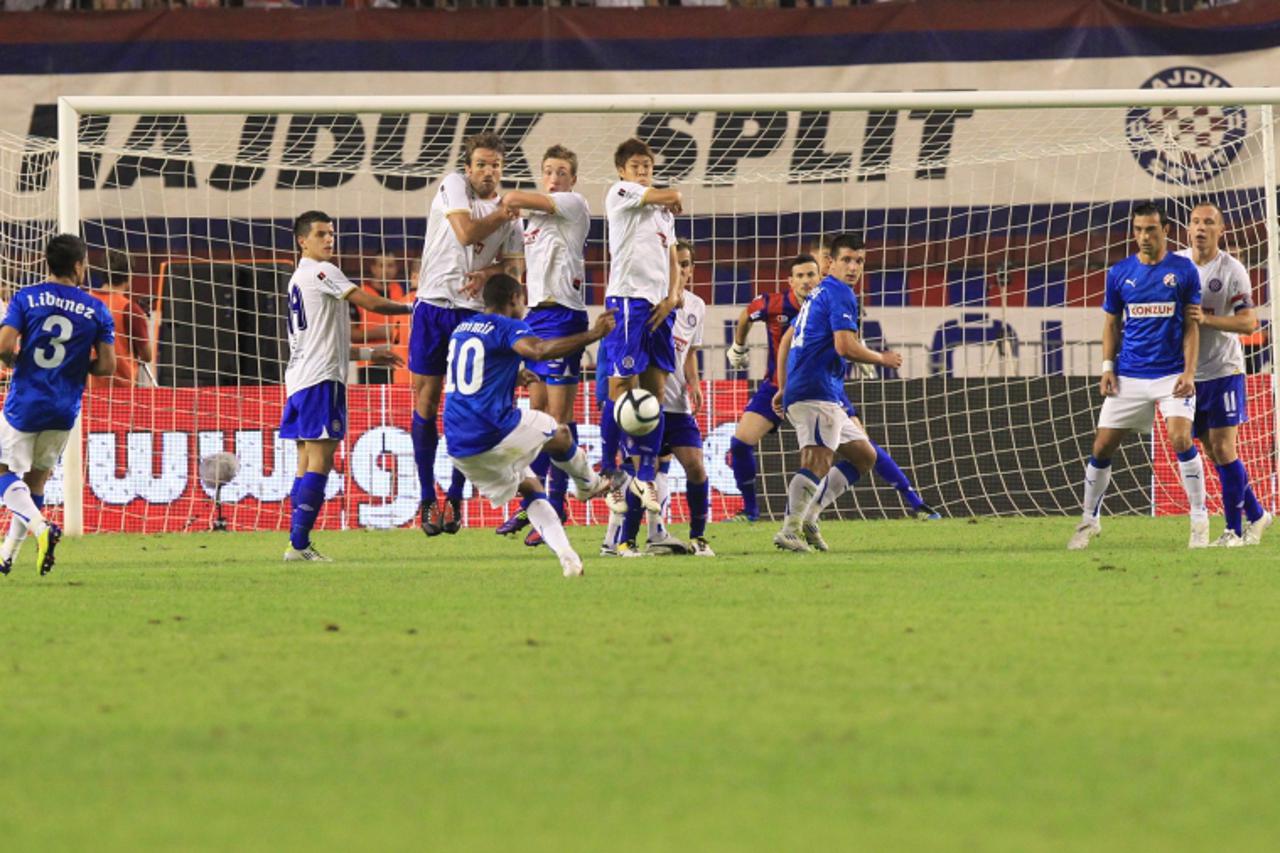 '10.09.2011., Split - Nogometna utakmica 7. kola 1. HNL, NK Hajduk - GNK Dinamo.  Photo: Dalibor Urukalovic/PIXSELL'