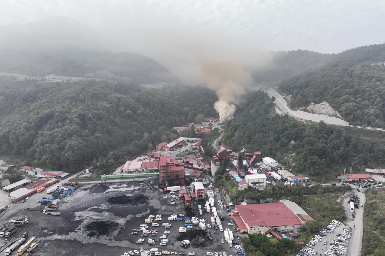 Explosion at a coal mine in northern Turkey