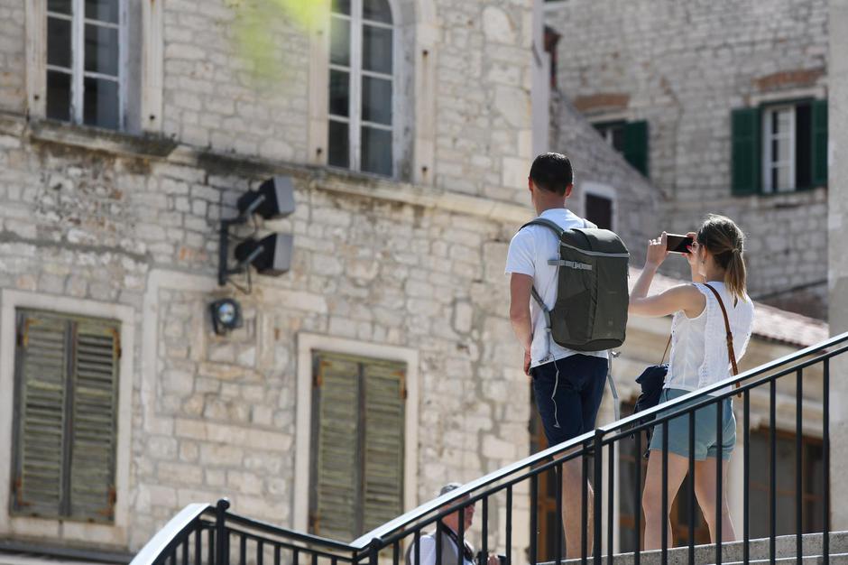 S dolaskom ljepših dana, sve je veći broj turista u Šibeniku