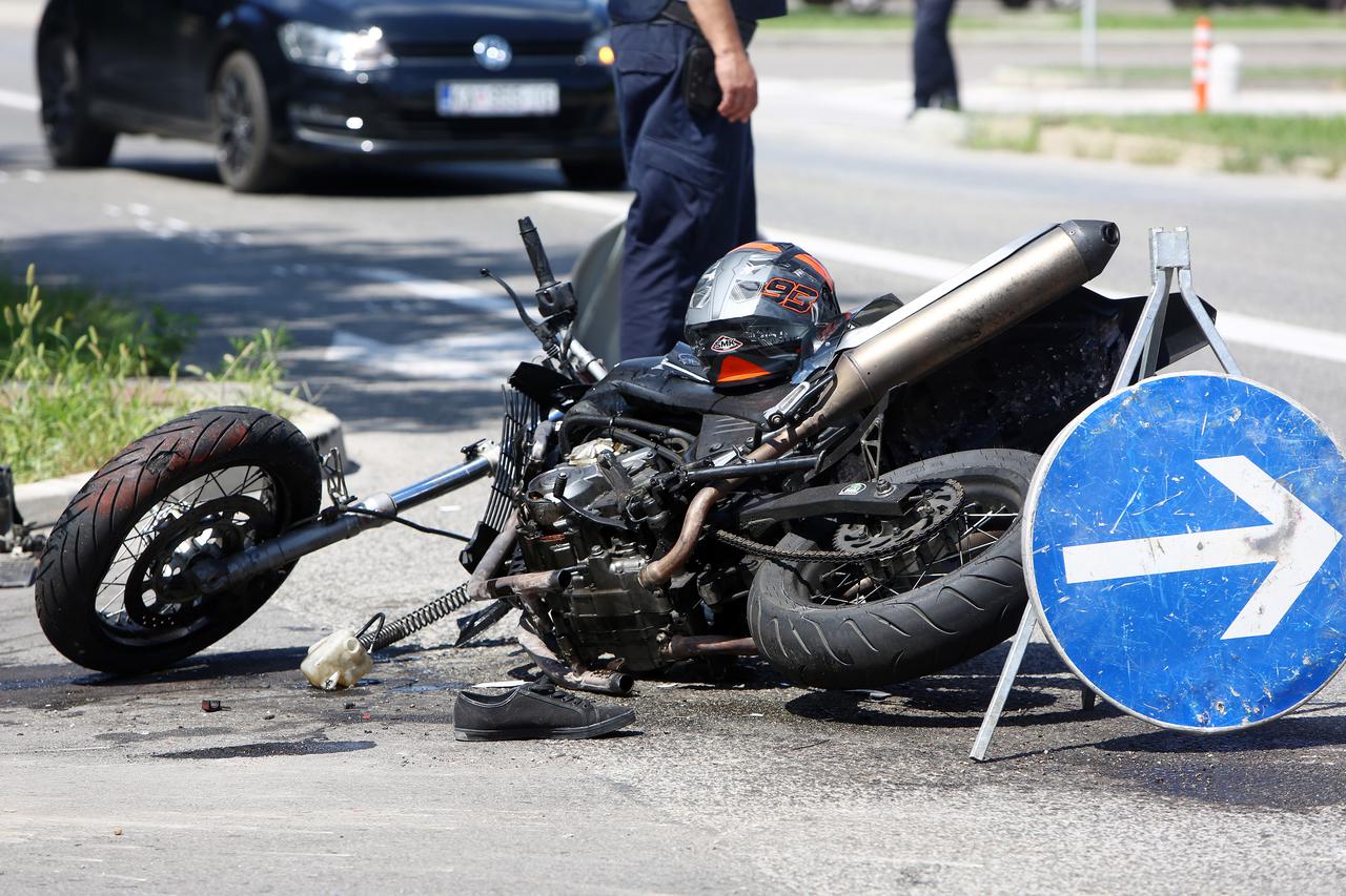 Karlovac: U sudaru s kamionom poginuo motociklist