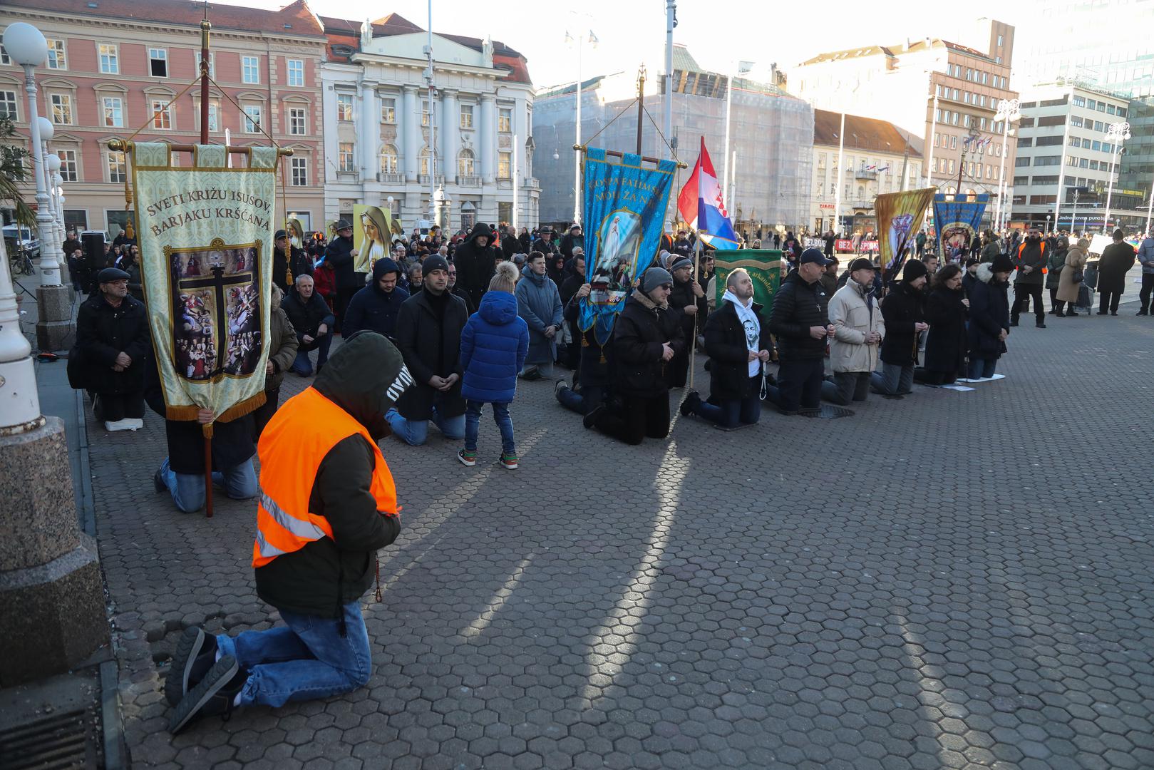 03.02.2023., Zagreb - Svake prve subote u mjesecu molitelji se vracaju  na Trg Bana Jelacica.  Photo: Zeljko Hladika/PIXSELL