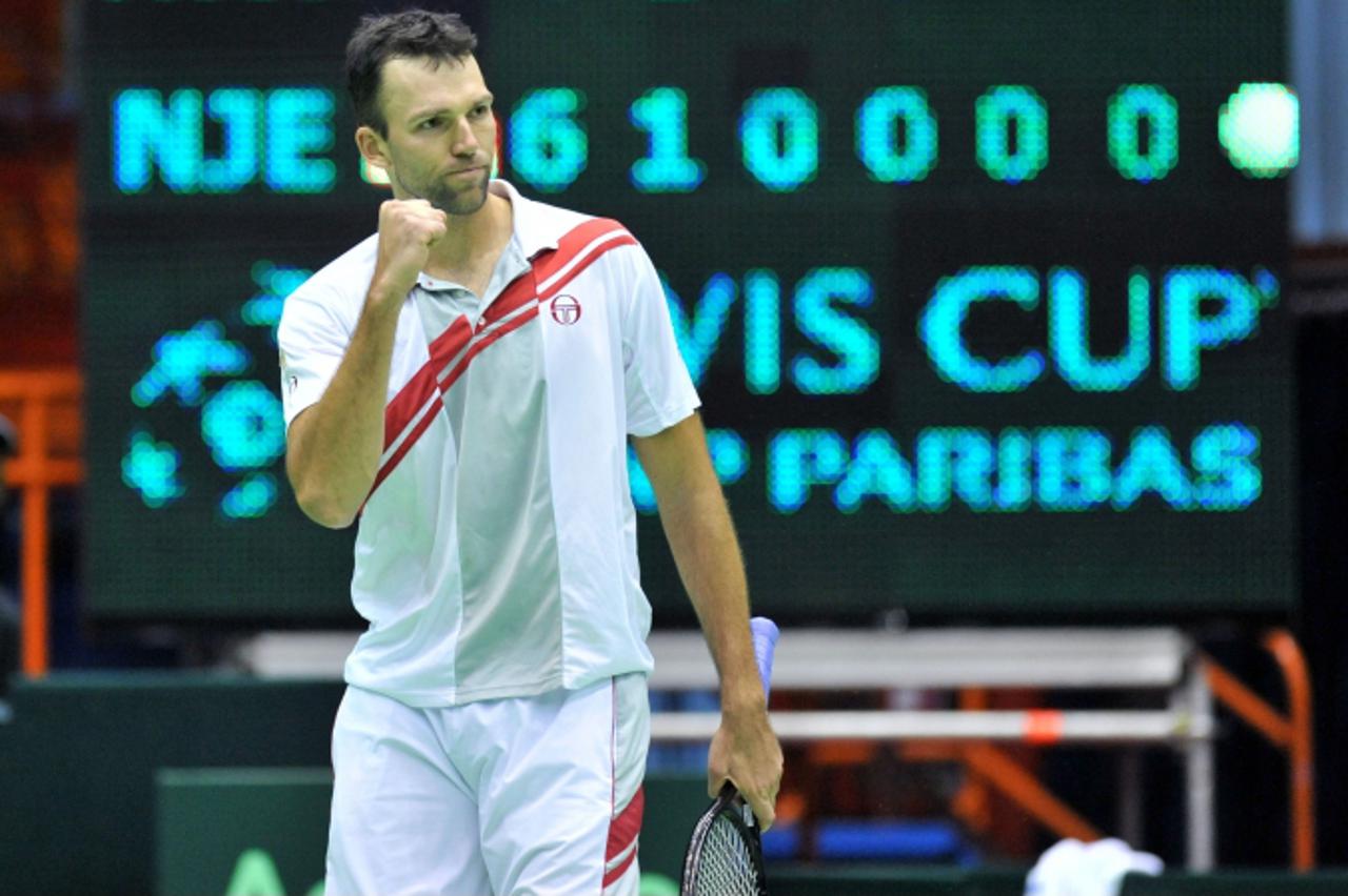 \'06.03.2011., Zagreb - Dom sportova, prvo kolo ITF Davis cupa, Hrvatska - Njemacka. Ivo Karlovic - Philipp Petzschner. Photo: Marko Lukunic/PIXSELL\'