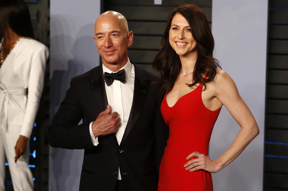 Jeff i MacKenzie Bezos