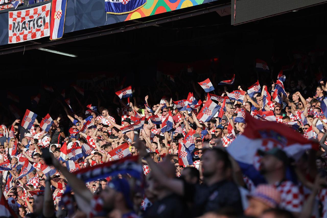 Rotterdam: Atmosfera na stadionu De Kuip na završnici Lige nacija