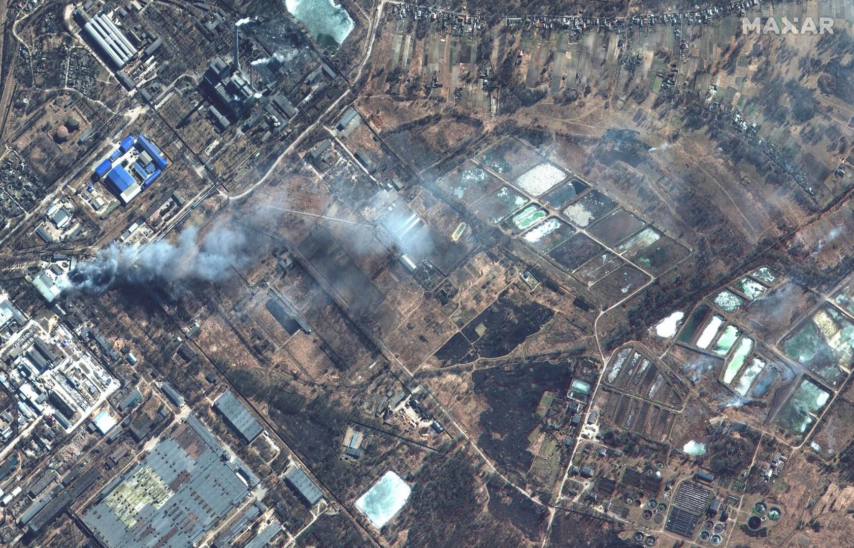 A satellite image shows an overview of fires in southern Chernihiv, amid Russia's invasion of Ukraine, Ukraine, March 10, 2022.  Satellite image ©2022 Maxar Technologies/Handout via REUTERS    ATTENTION EDITORS - THIS IMAGE HAS BEEN SUPPLIED BY A THIRD PARTY. MANDATORY CREDIT. NO RESALES. NO ARCHIVES. DO NOT OBSCURE LOGO. Photo: MAXAR TECHNOLOGIES/REUTERS