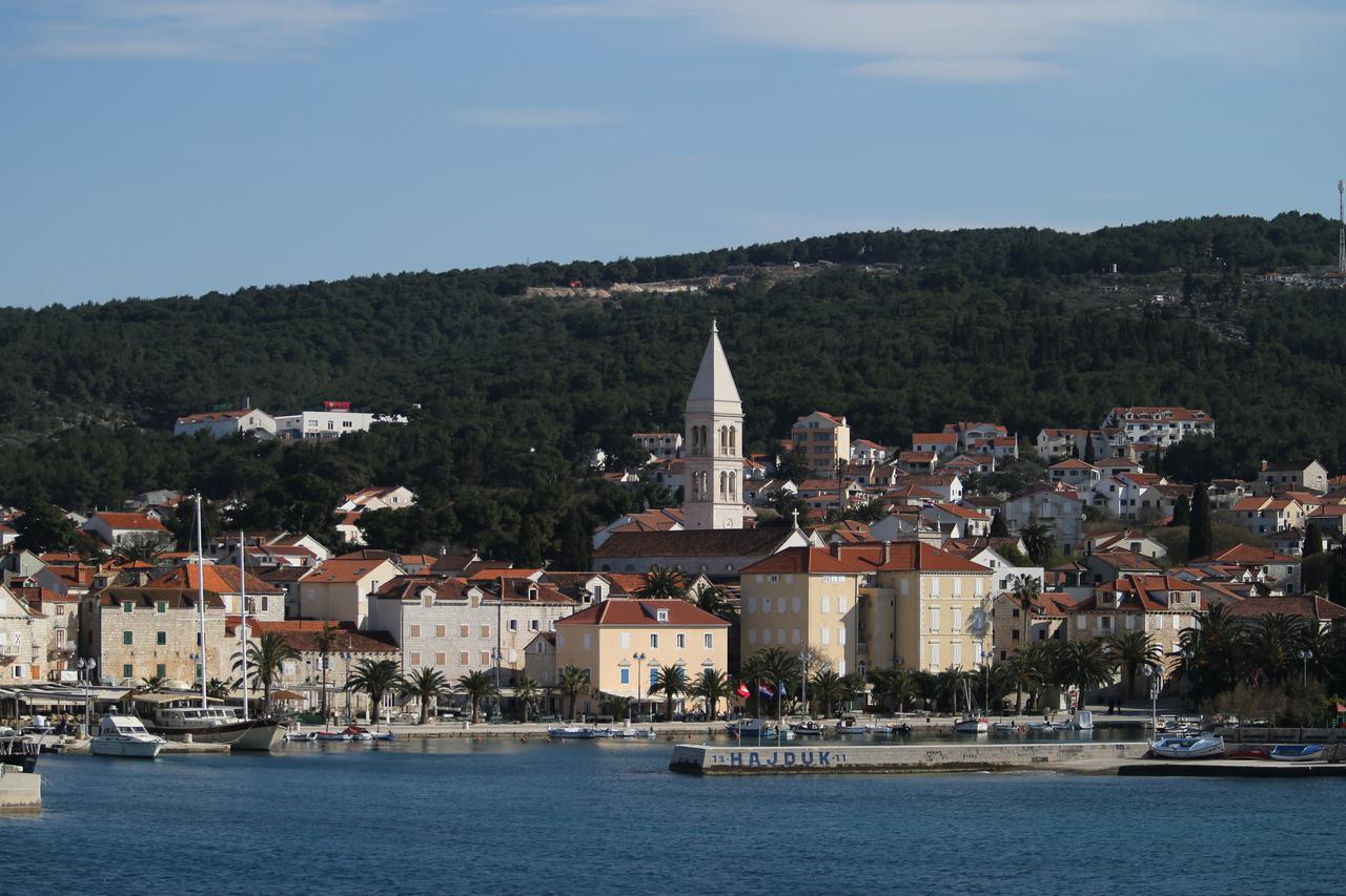 brač