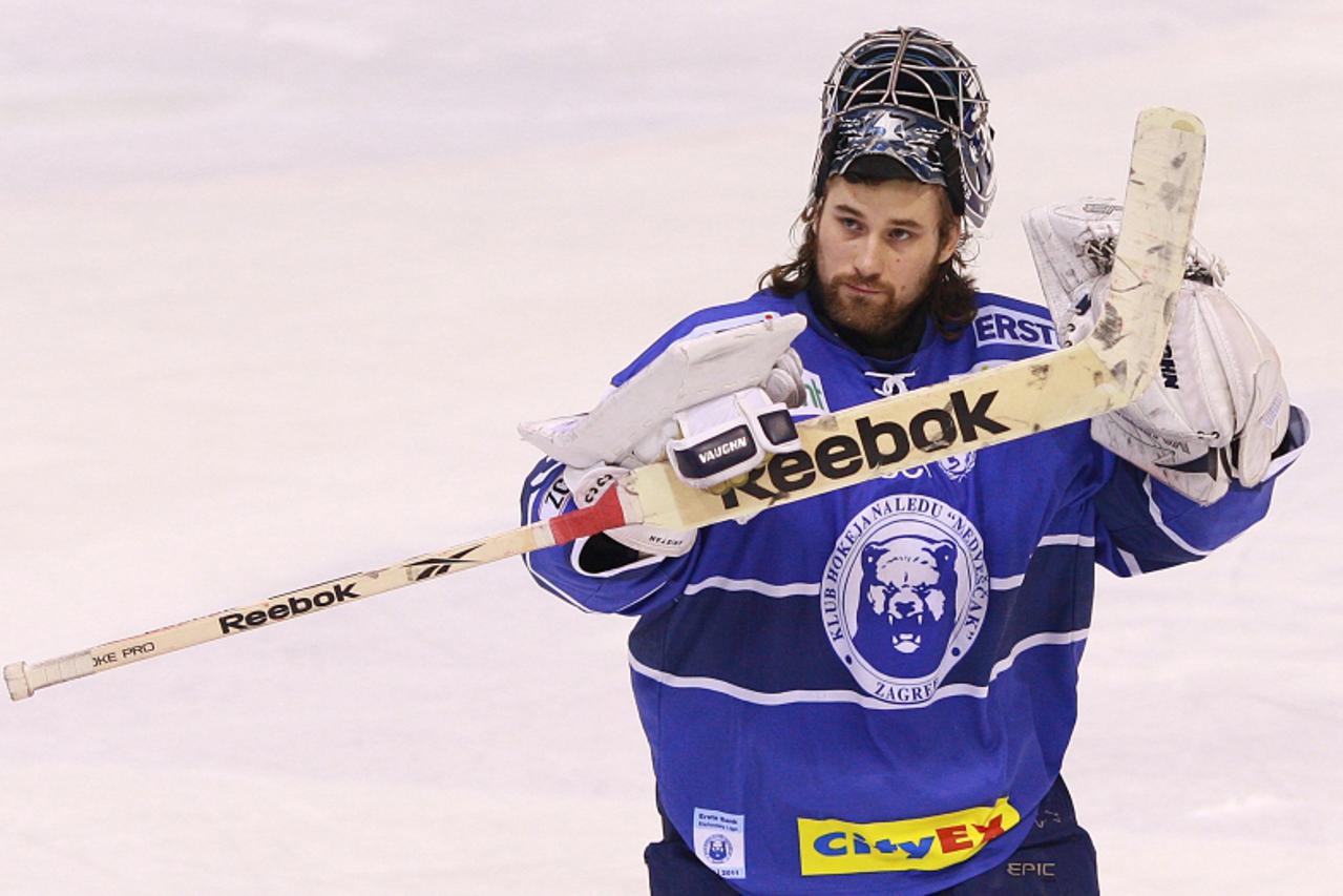 '01.03.2011., Dom sportova, Zagreb - Hokejaska utakmica cetvrtfinala EBEL lige, KHL Medvescak - Kac.Robert Kristan. Photo: Igor Kralj/PIXSELL'