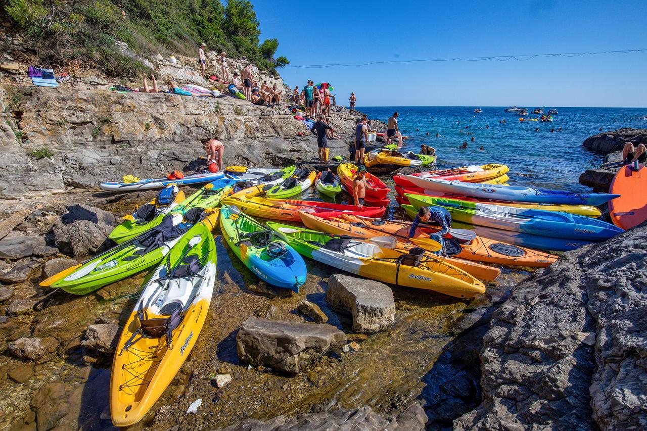 Pulske plaže pune su turista