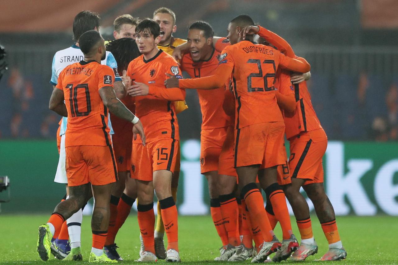 World Cup - UEFA Qualifiers - Group G - Netherlands v Norway