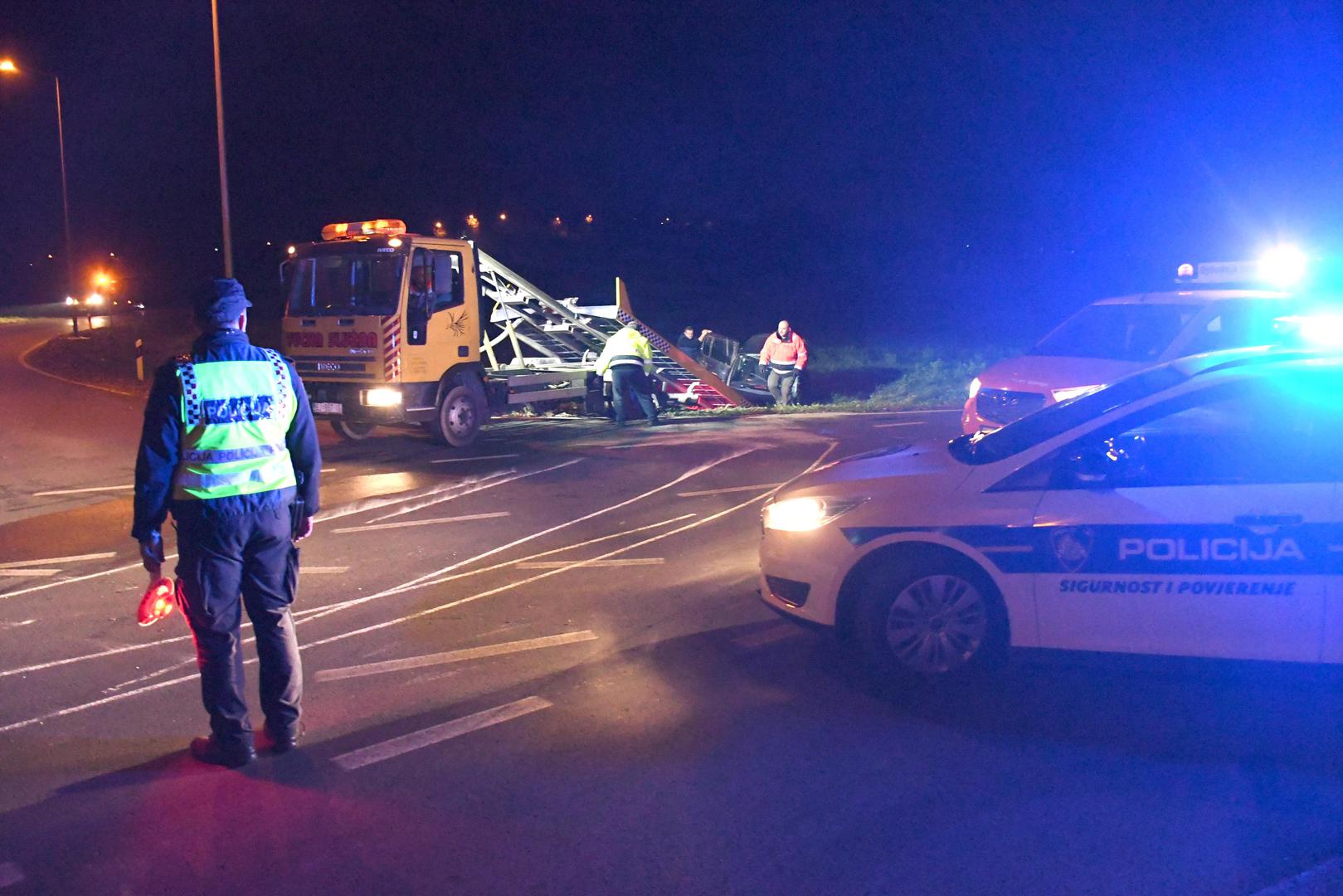 16.11.2021., Bjelovar - U sudaru dva automobila na raskrizju ceste Put zrtava u Lugu i istocne zaobilaznice jedna je osoba smrtno stradala.
