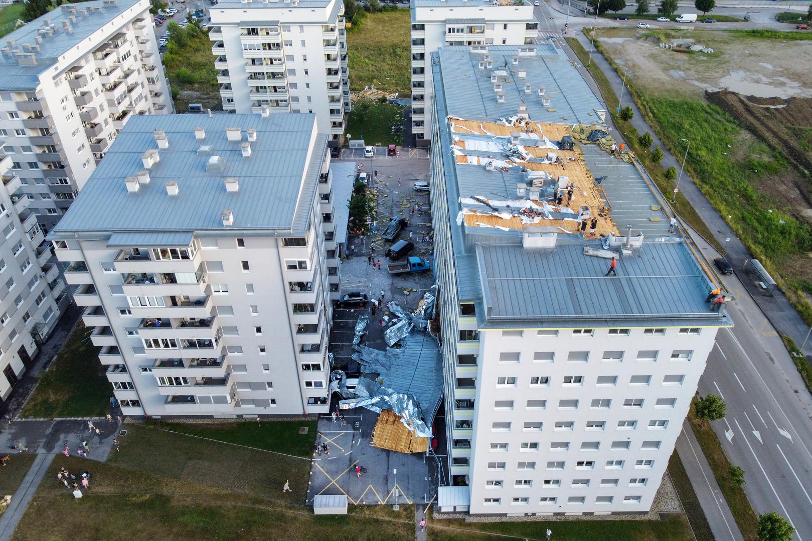 Ozlijeđeno je više osoba, a hitne službe imale su pune ruke posla.