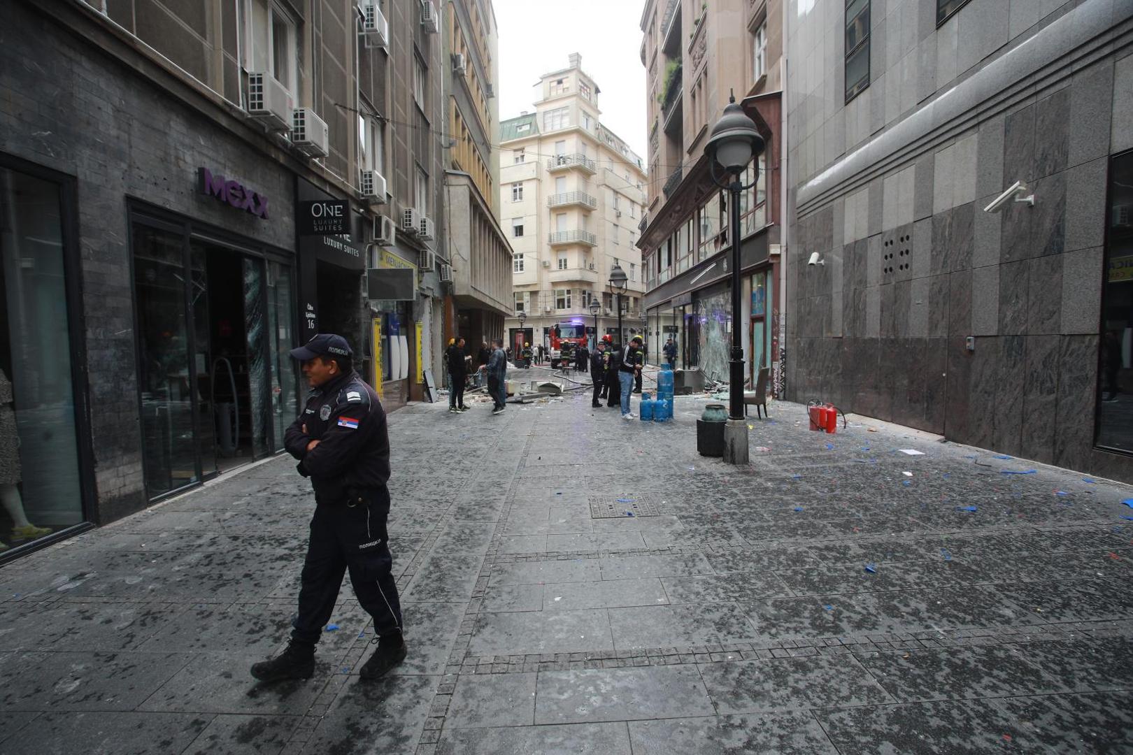 31, May, 2021, Belgrade - A gas cylinder exploded this morning in Cika Ljubina Street in the very center of Belgrade, and then a fire broke out. Photo: Milos Tesic/ATAImages

31, maj, 2021, Beograd  - U Cika Ljubinoj ulici u samom centru Beograda jutros se dogodila eksplozija plinske boce, a zatim je izbio pozar. Photo: Milos Tesic/ATAImages