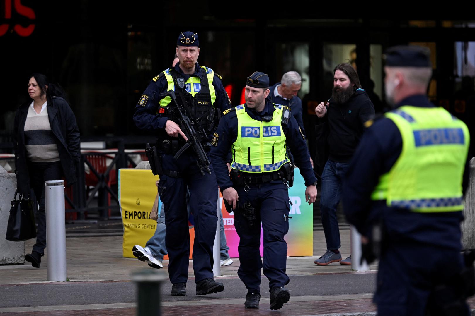 Stanovnik Malmöa Anders Pushel je za AFP rekao da će sudjelovati u prosvjedu 9. svibnja kada će se Izrael natjecati u polufinalu. "Tijekom rata koji traje, sudjelovanje Izraela bi trebalo biti zabranjeno na isti način kao što su zabranili Rusiju", kazao je Puschel.