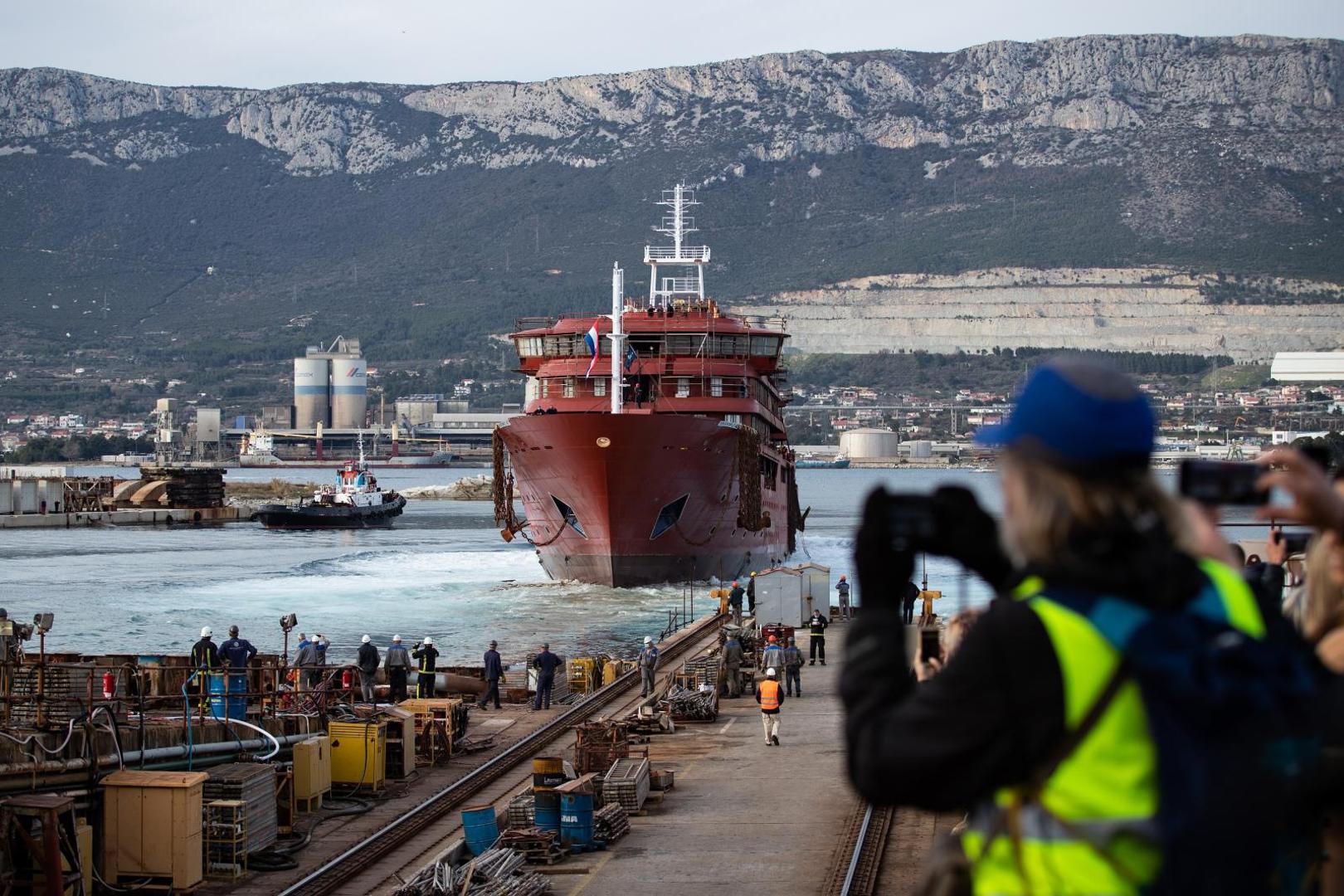 11.03.2021., Split - U Brodogradjevnoj industriji Split odrzano je porinuce novogradnje 485, putnickog broda za krstarenja polarnim podrucjima, koji ce nositi ime ''Janssonius''. Rijec je o brodu za polarne ekspedicije, koji je ugovoren za narucitelja tvrtku Oceanwide Expeditions, specijaliziranu za ekspedicijska putovanja na Antarktiku i Arktik. Photo: Milan Sabic/PIXSELL