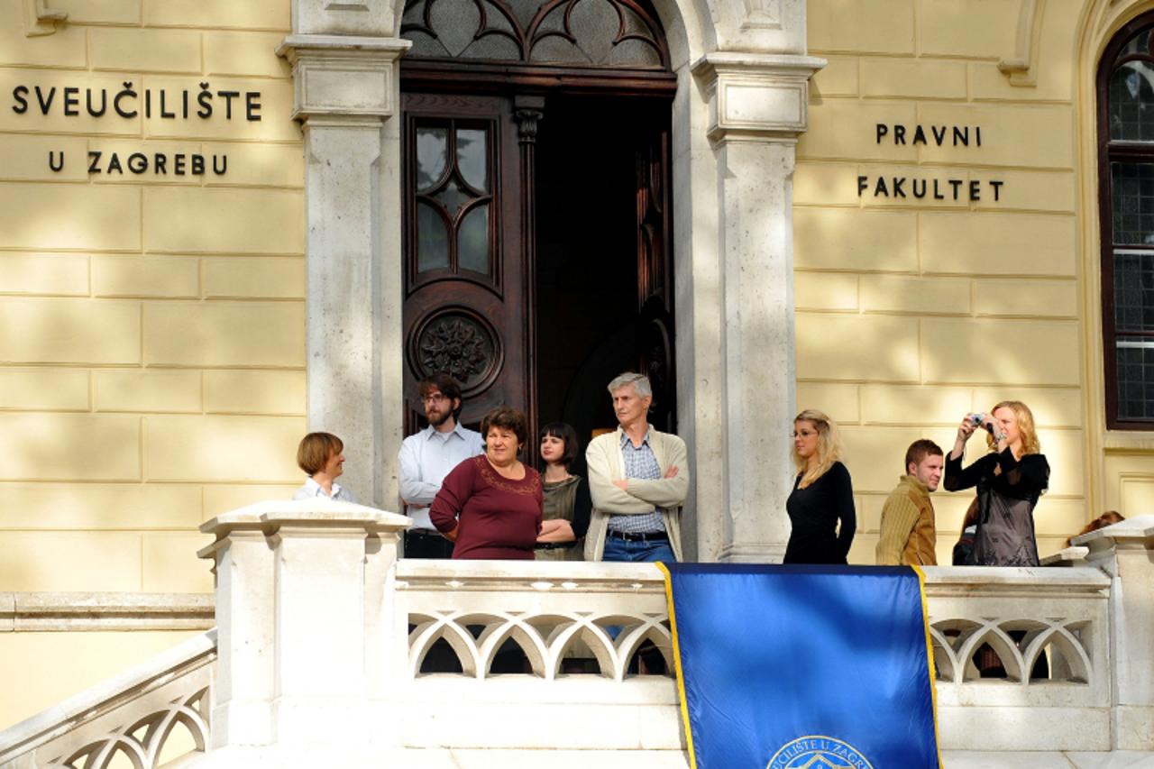 'gradska.....zagreb.....05.11.2008.  filozofski fakultet, vukovarska, savska, mimara, hnk, frankopanska, katarinin trg - prosvjed studenata, sveuciliste u zagrebu, pravni fakultet     Photo: Marko Luk