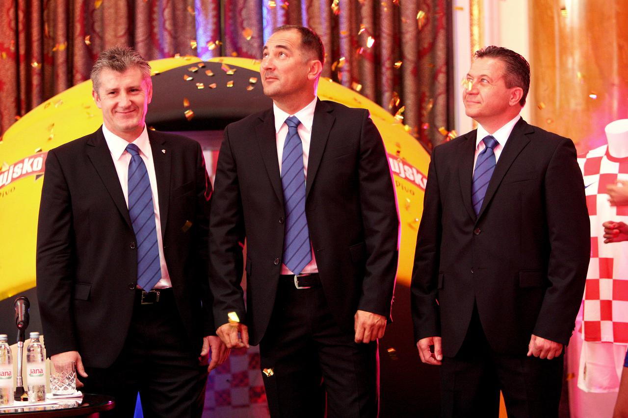 06.07.2012., Zagreb - U hotelu Esplanade odrzana konferencija za medije Hrvatskog nogometnog saveza. Damir Vrbanovic, Igor Stimac, Davor Suker. Photo: Slavko Midzor/PIXSELL