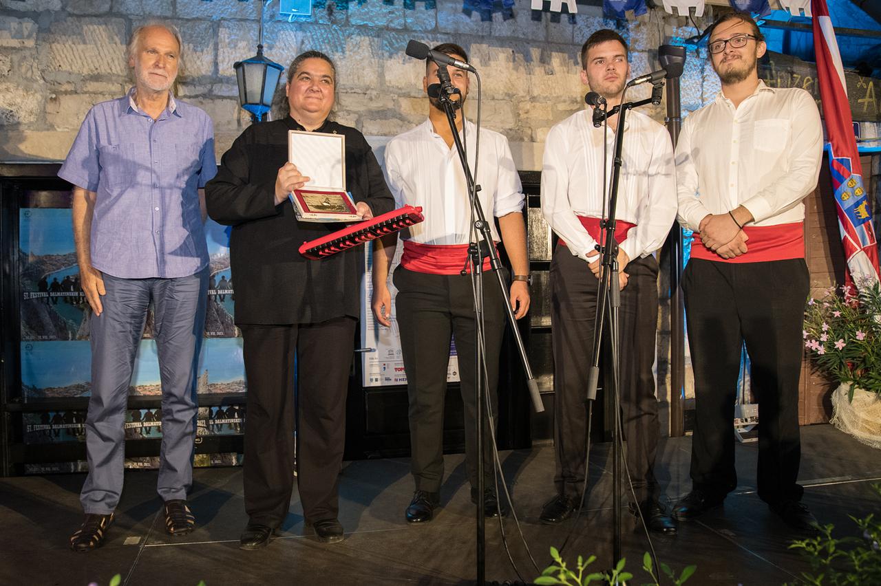 Festical dalmatinskih klapa