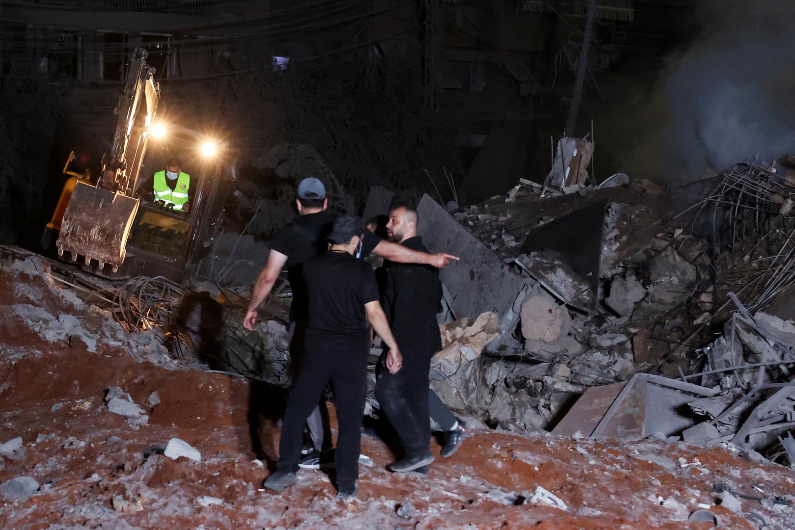 An excavator operates at the site of an Israeli strike, amid ongoing hostilities between Hezbollah and Israeli forces, in Beirut's southern suburbs, Lebanon September 27, 2024. REUTERS/Mohamed Azakir Photo: MOHAMED AZAKIR/REUTERS