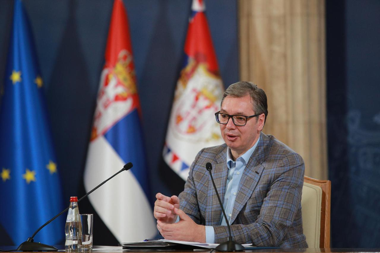 Beograd: Aleksandar Vučić obratio se medijima nakon sastanka s Lajčakom