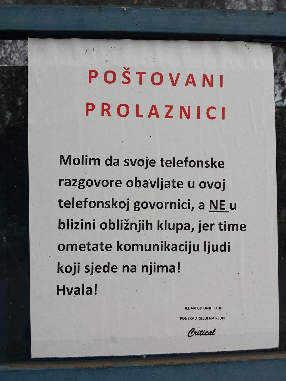 Natpis na Velesajmu 