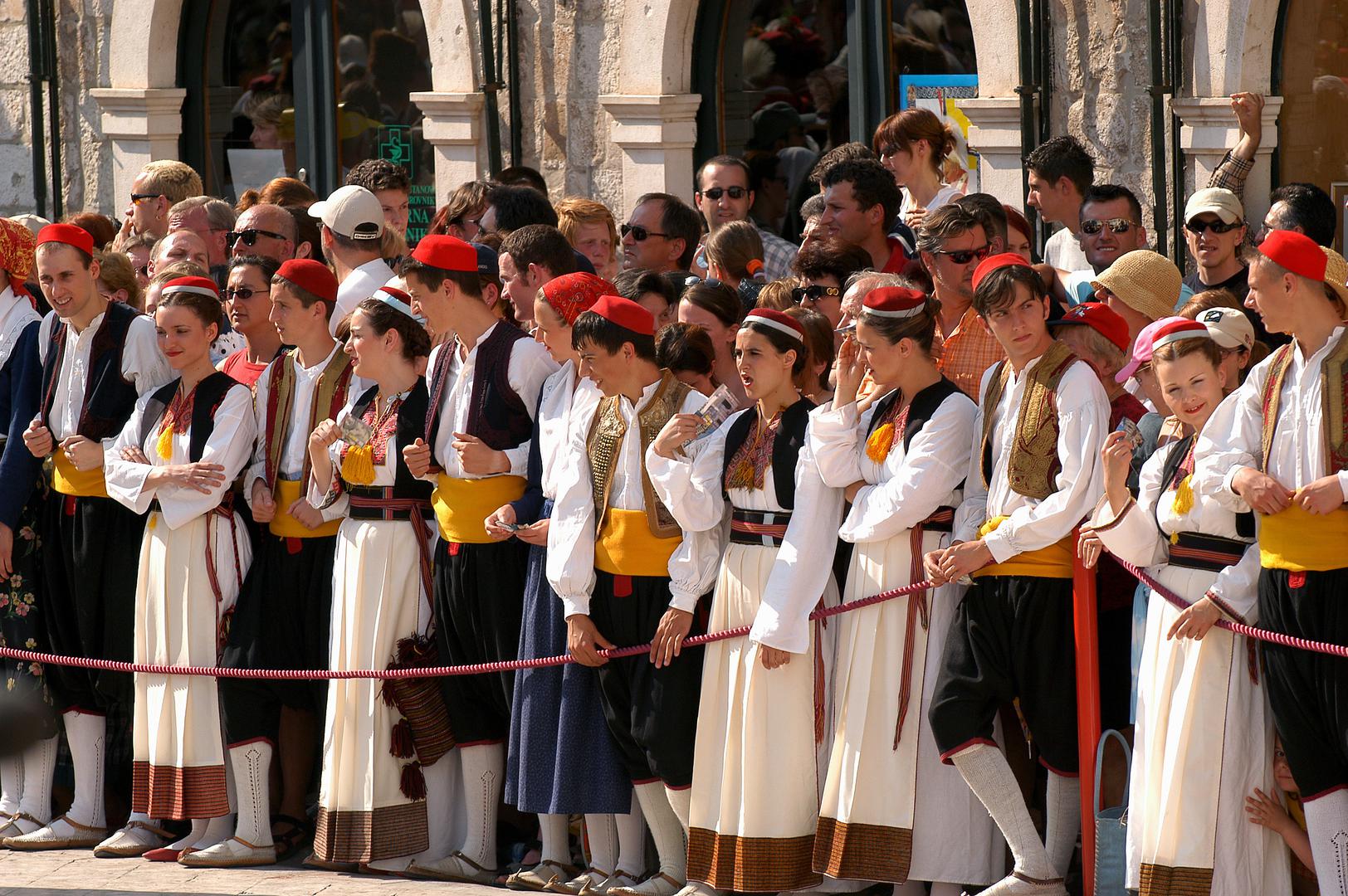 06.06.2003., Dubrovnik, Hrvatska. Sveti otac Ivan Pavao II u svom trecem pohodu Hrvatskoj susreo se s vjernicima u Dubrovniku, gdje je odrzao svetu misu te obisao i Stradun gdje se kratko zadrzao ispred crkve Sv. Vlaha. Photo Sinisa Hancic/PIXSELL