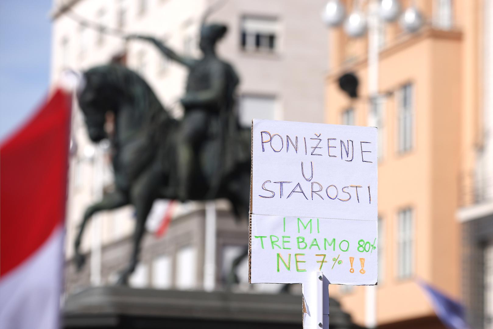 Kao najveći problem ChatGPT navodi demografsku krizu i starenje stanovništva, koje se itekako i danas osjeti. 