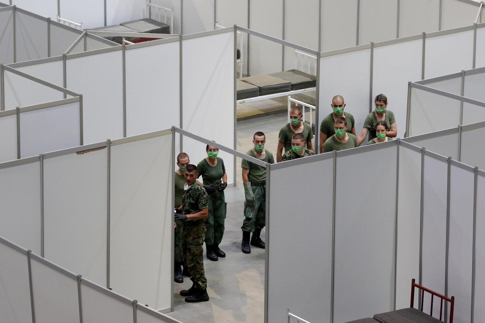 06, July, 2020, Belgrade - The Ministry of Health and the Army of the Republic of Serbia are setting up military beds in the Stark Arena to form a temporary covid hospital for people who have mild symptoms of the coronavirus. Photo: Antonio Ahel/ATAImages/PIXSELL

06, jul,2020, Beograd - Ministarstvo zdravlja i Vojska Republike Srbije namestaju vojne krevete u Stark areni za formiranje privremene kovid bolnice za ljude koji imaju blaze simtome korona virusa. Photo: Antonio Ahel/ATAImages/PIXSELL