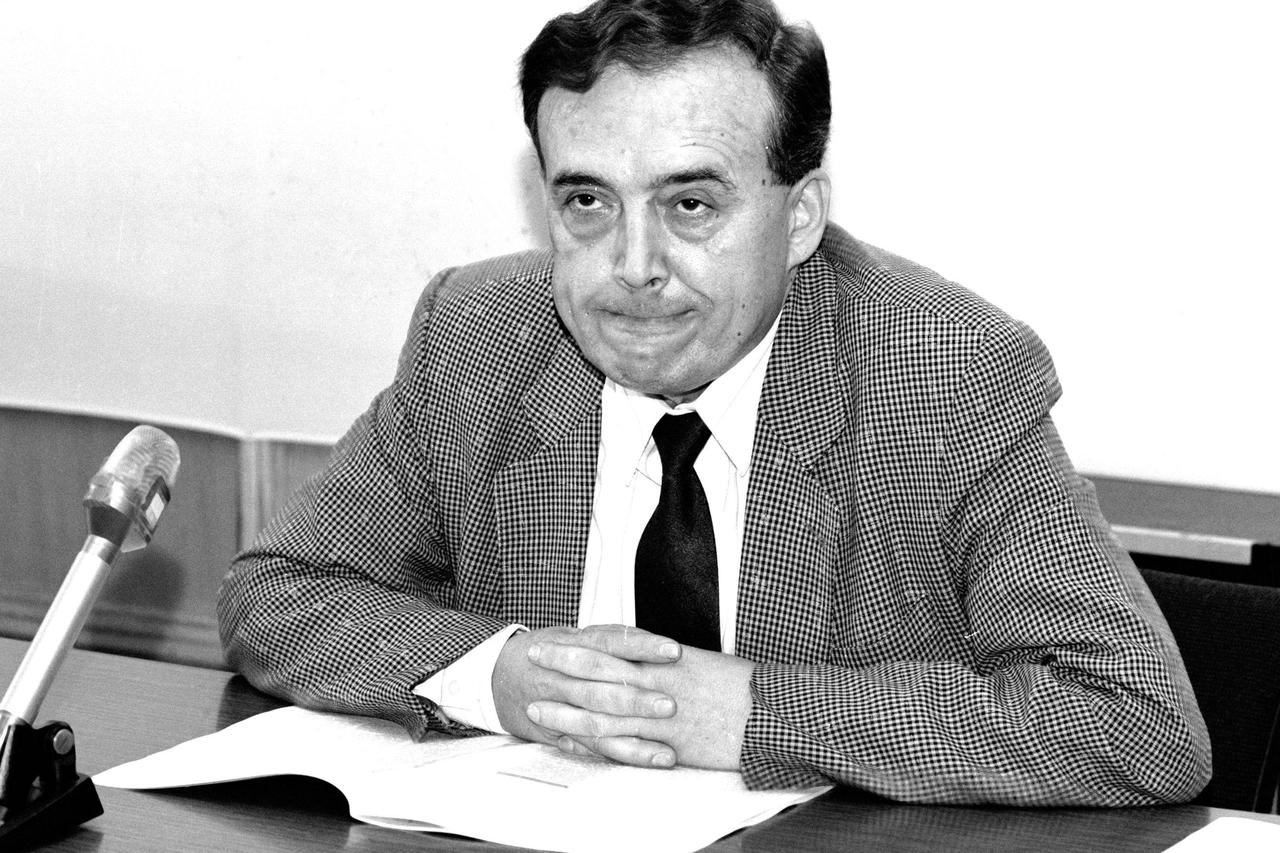 Stipe Šuvar