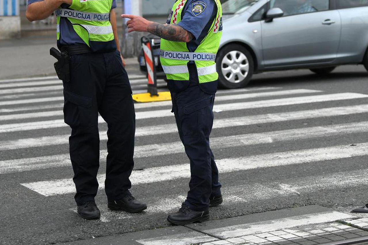 Zagreb: U prometnoj nesreći u Dubravi više ozlijeđenih