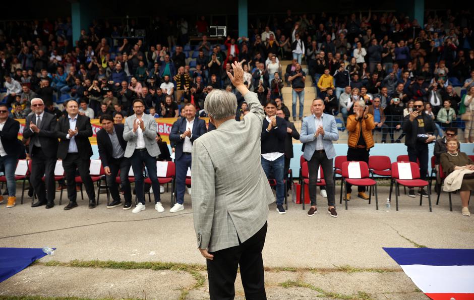 Miroslav Ćiro Blažević dobio je ključeve i povelju grada Travnika 