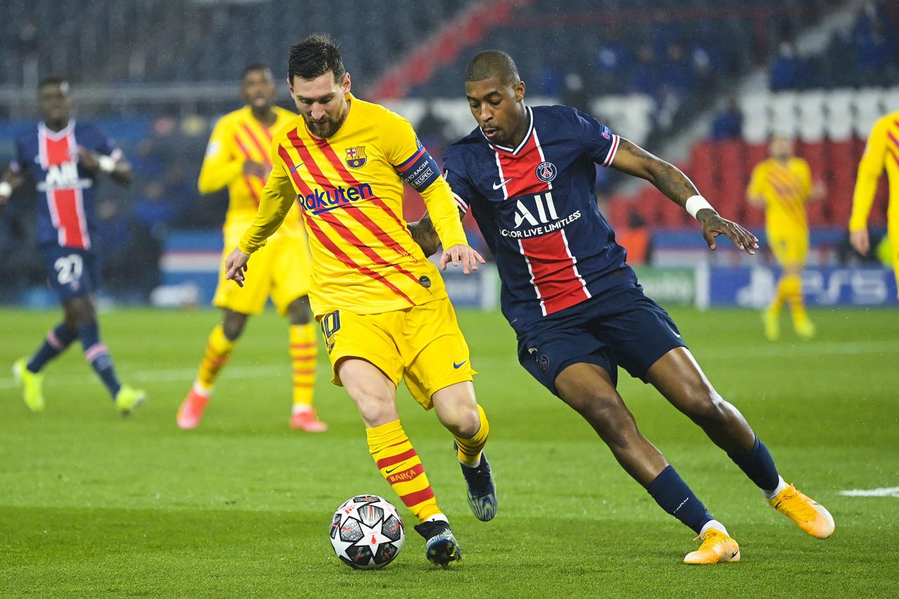 Match de football en 1/8ème finale de ligue des champions Paris Saint Germain (PSG) contre Barcelone (1-1) au parc des Princes à Paris