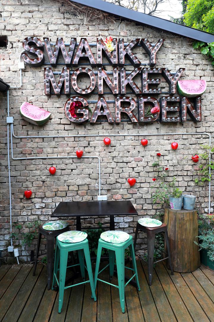 06.05.2020., Zagreb - Swanky Monkey Garden. Nova terasa nalazi se iznad bazena a osim nje uredjene su i sve ostale prema mjerama stozera. Photo: Sanjin Strukic/PIXSELL