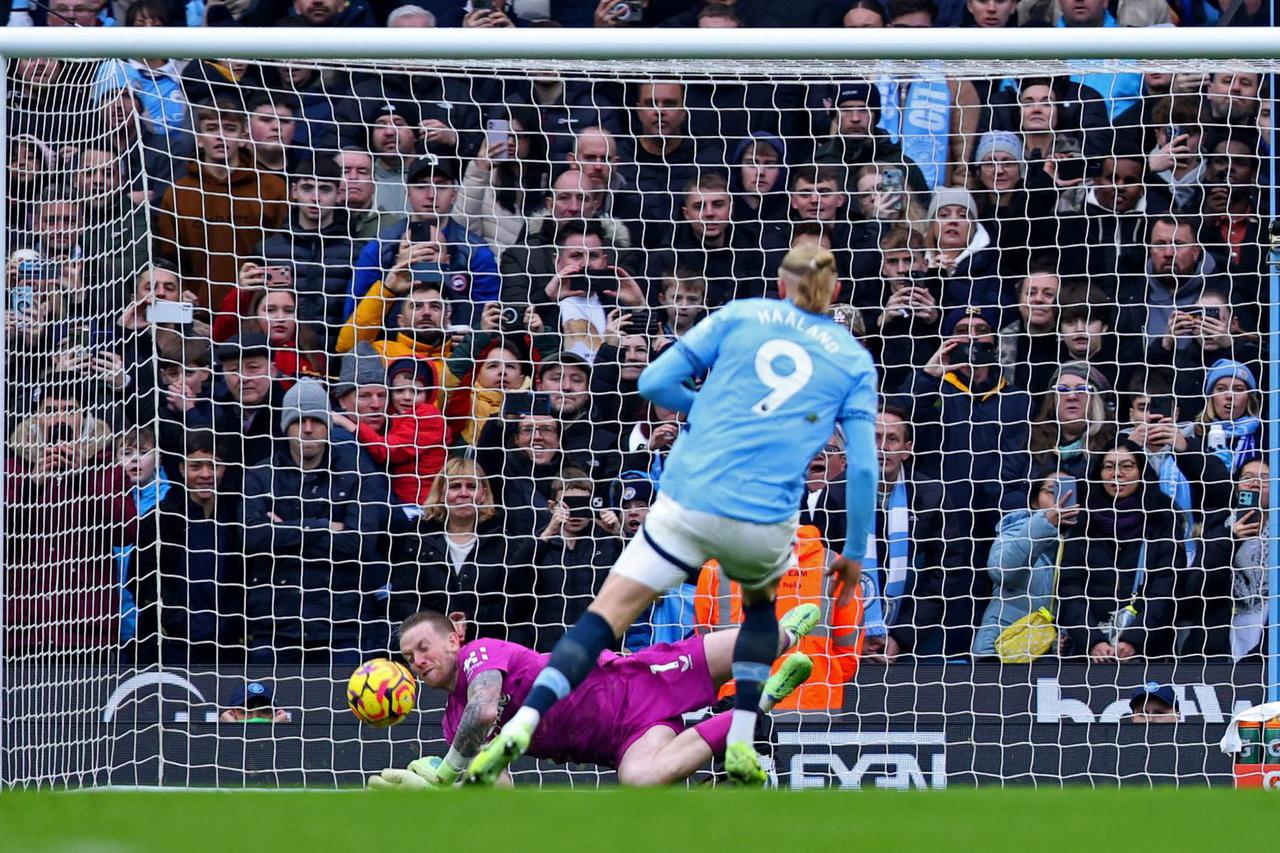 Premier League - Manchester City v Everton