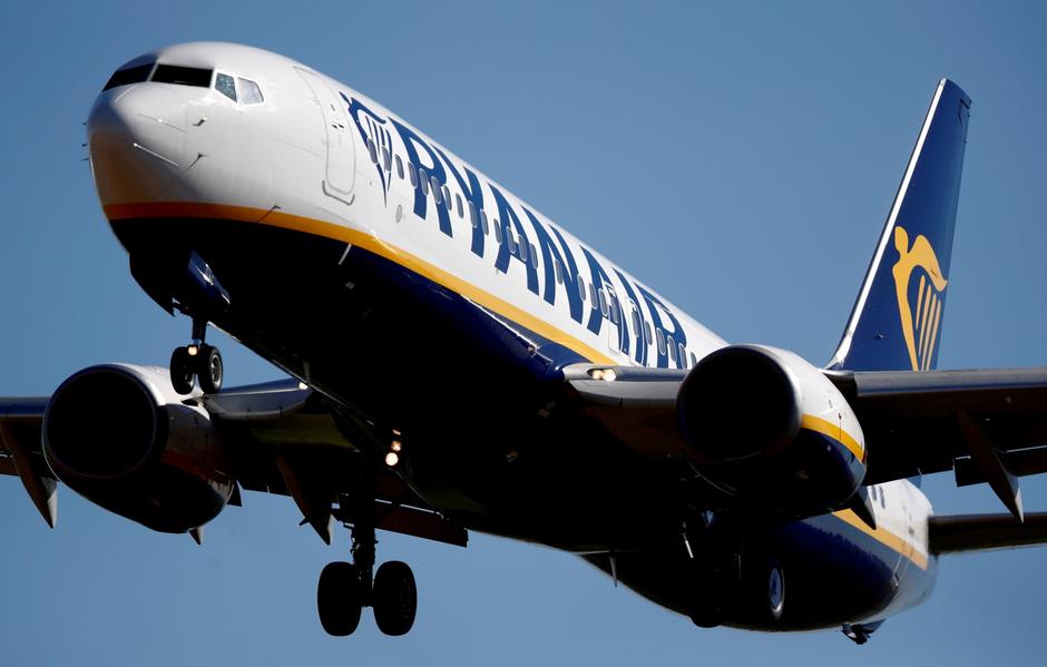 FILE PHOTO: A Ryanair Boeing 737 aircraft approaches Paris-Beauvais airport in Tille, France