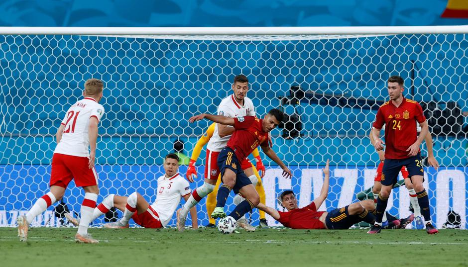 Euro 2020 - Group E - Spain v Poland