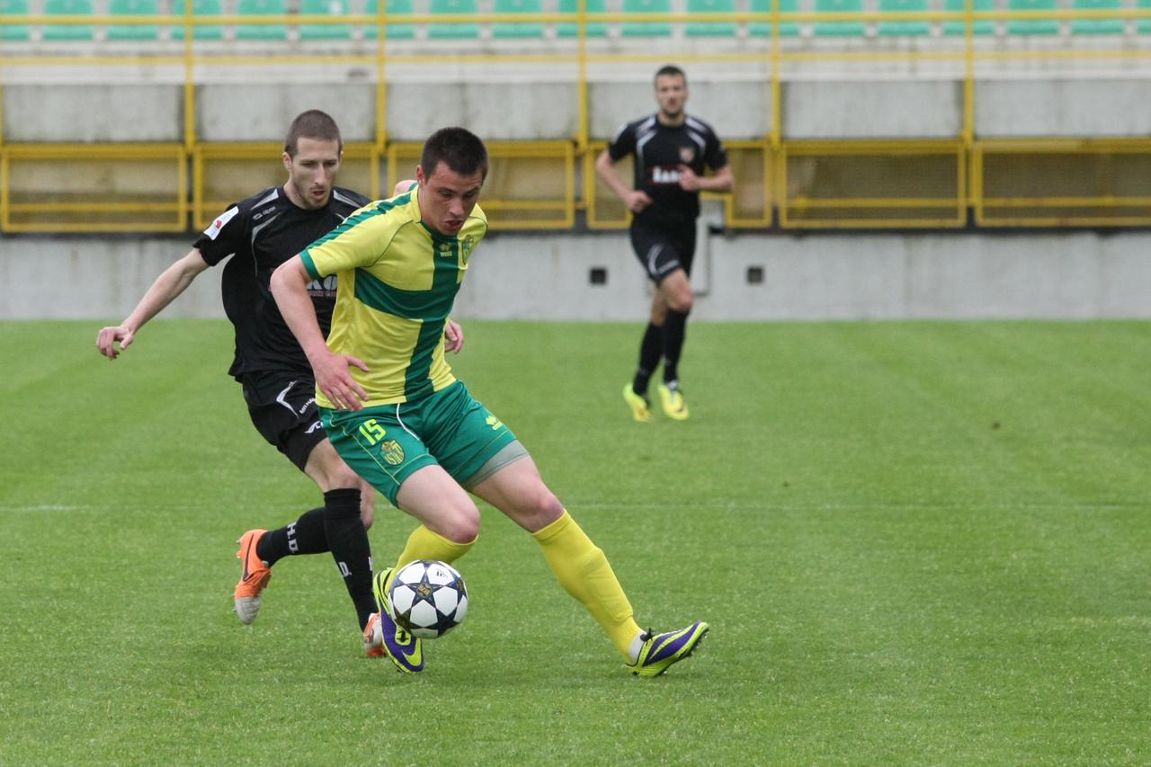 13.04.2013., stadion Aldo Drosina, Pula - MAXtv 1. HNL, 30. kolo, NK Istra 1961 - NK Hrvatski dragovoljac. Radonjic Dean, Zlatar Danijel. Photo: Dusko Marusic/PIXSELL