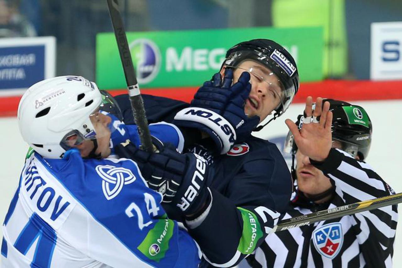 Medveščak, KHL, Neftehimik (1)