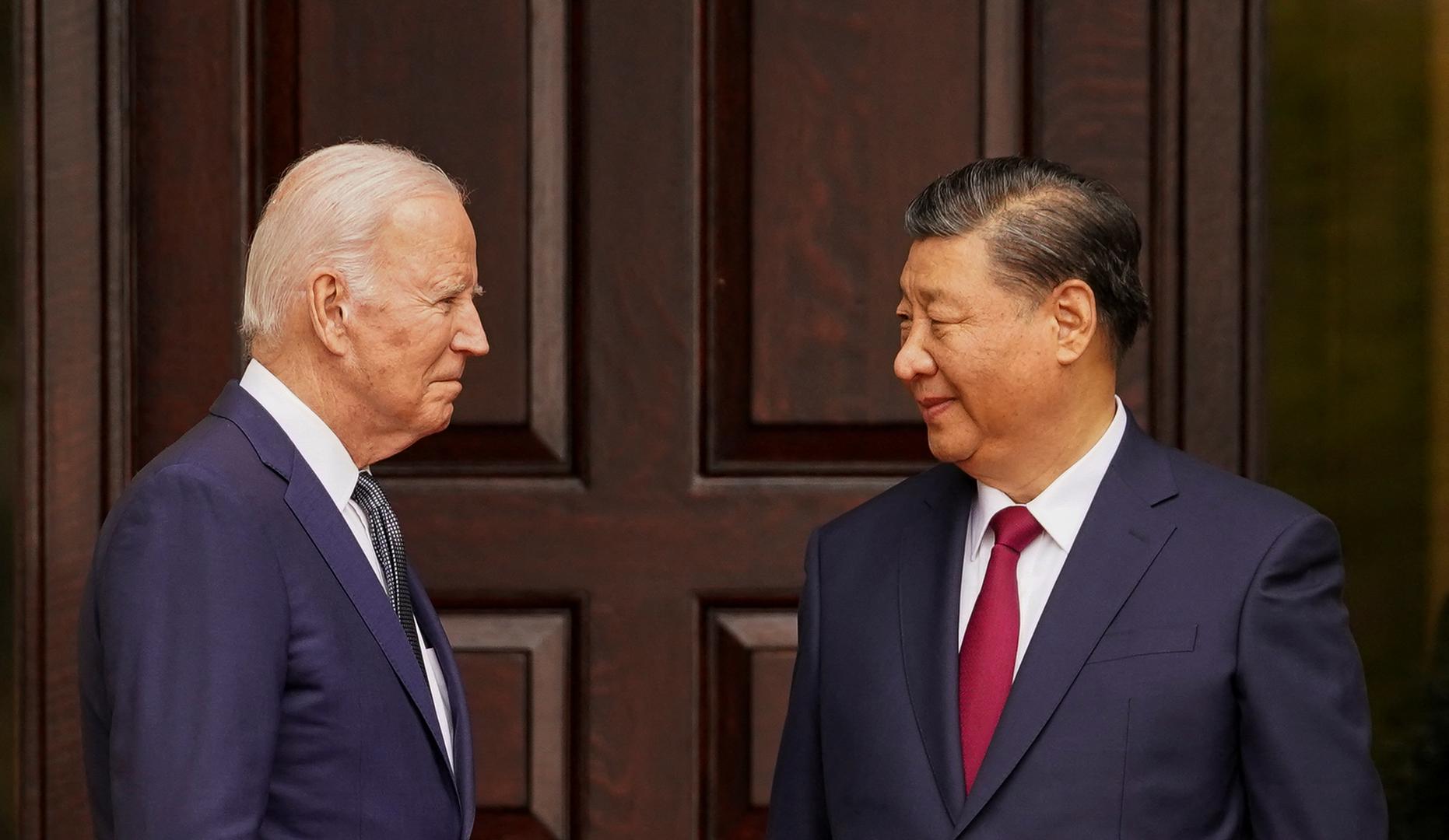 U.S. President Joe Biden meets with Chinese President Xi Jinping at Filoli estate on the sidelines of the Asia-Pacific Economic Cooperation (APEC) summit, in Woodside, California, U.S., November 15, 2023. REUTERS/Kevin Lamarque Photo: KEVIN LAMARQUE/REUTERS