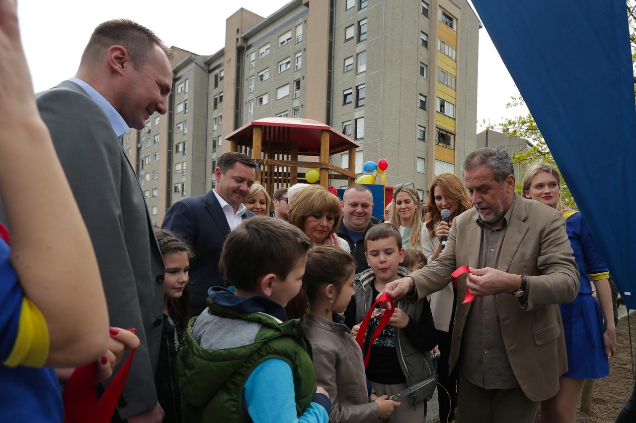 dječji park u Donjoj Dubravi