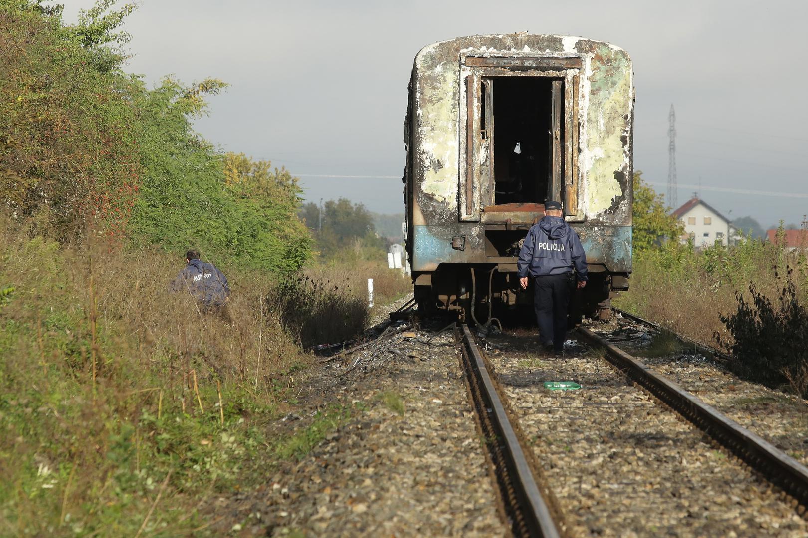 17.10.2020., Nasice - Sinoc oko 21 sat zapalio se putnicki vlak na relaciji Osijek - Virovitica. Nastradalih nema a ocevid je u tjeku. 
Photo: Dubravka Petric/PIXSELL