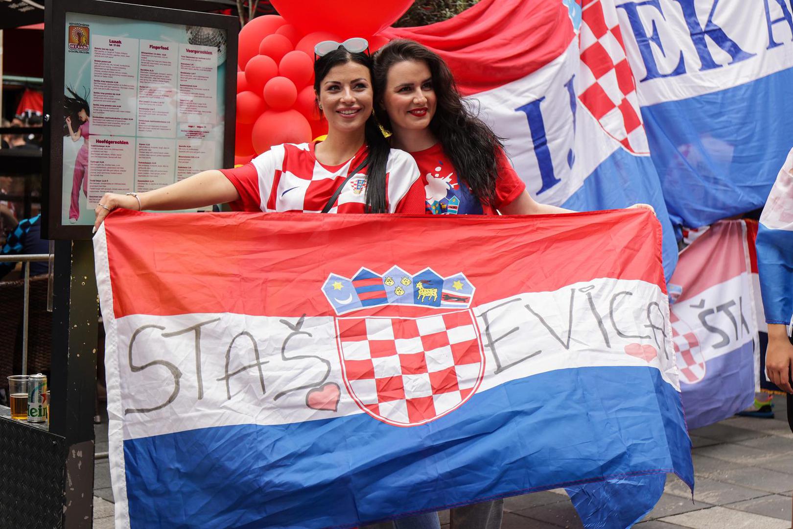 18.06.2023., Rotterdam, Nizozemska - Navijacko ozracje u centru grada uoci vecerasnje utakmice finala Lige nacija izmedju Hrvatske i Spanjolske.  Photo: Luka Stanzl/PIXSELL