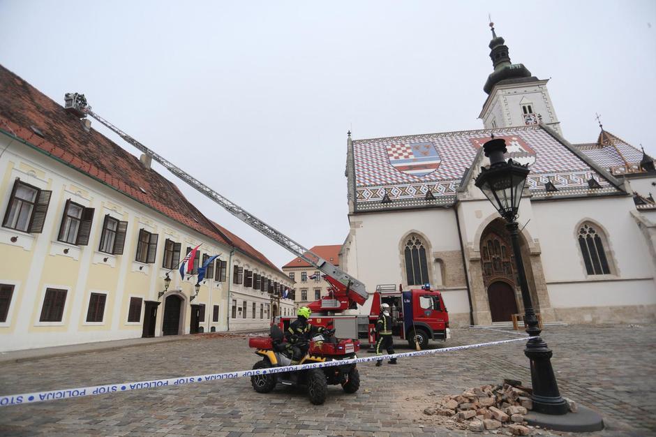 Zagreb: Potres oštetio zgradu Vlade i Katedralu