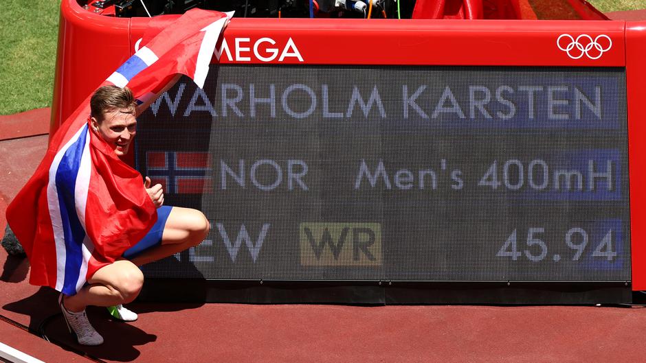 Athletics - Men's 400m Hurdles - Final